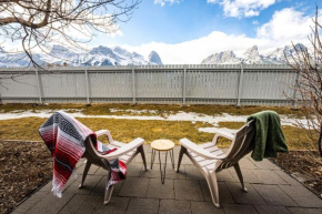 The Norquay, Pet-Friendly 2 Bed with Mtn View